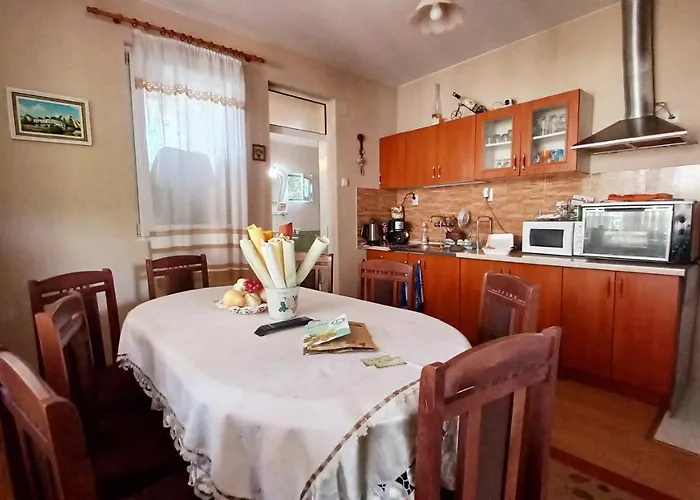 рупите , Relax Affittacamere Rupite